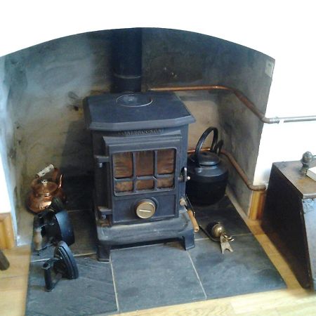 Pen Llyn Quarryman'S Cottage Trevor Exteriör bild